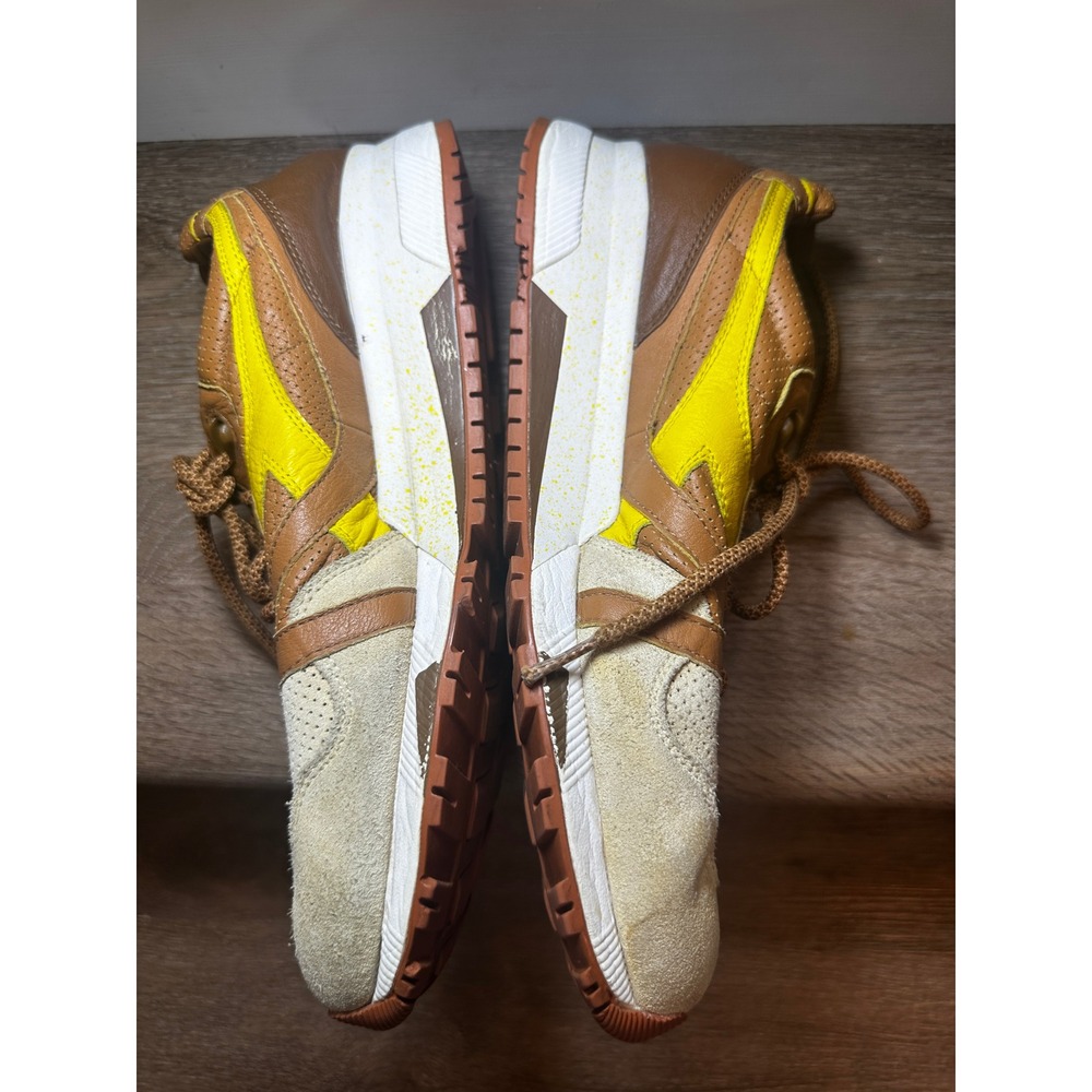 Shoes - Picture 3 of 12